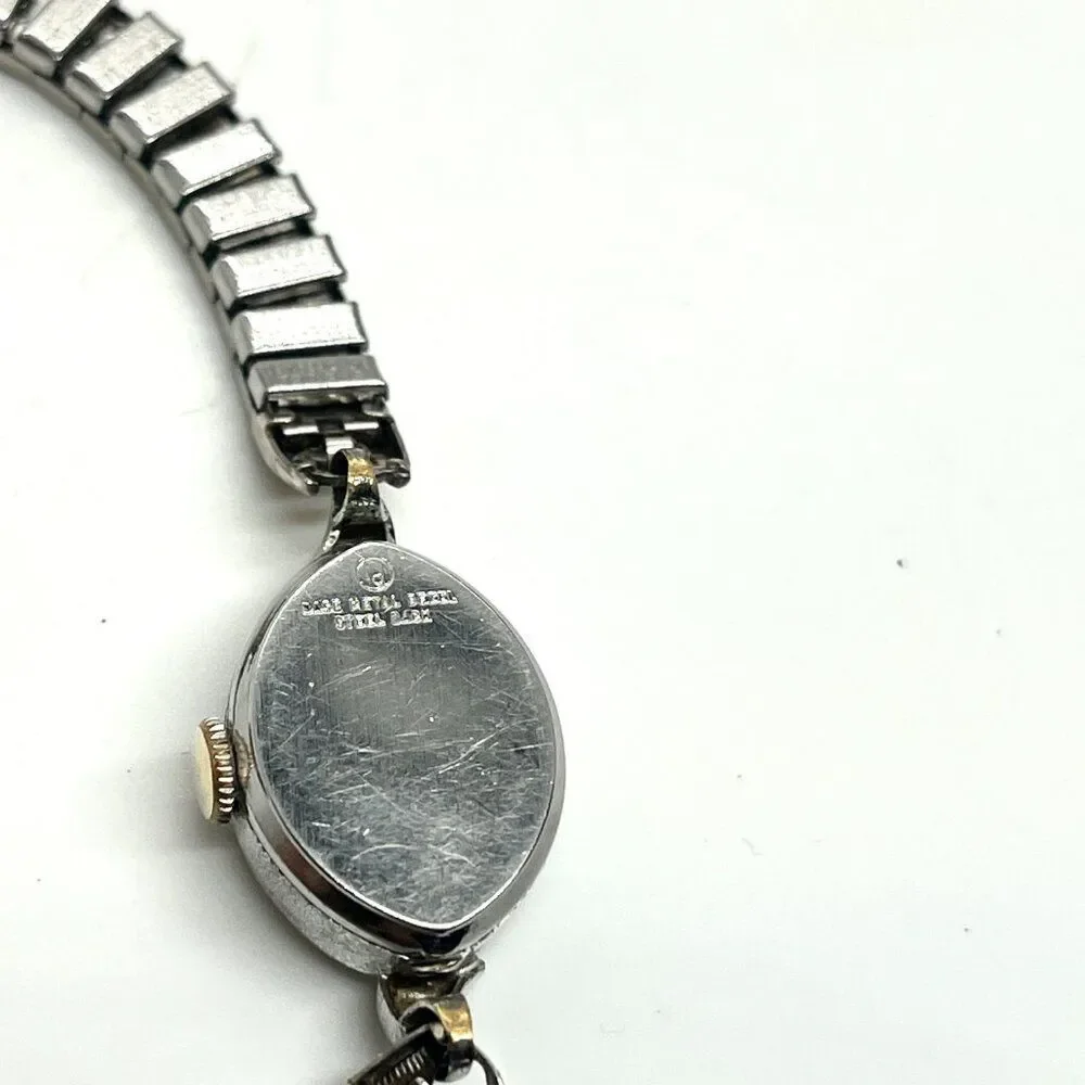 VINTAGE WALTHAM WATCH 17 Jewels Ladies Oval Stretch Bracelet Parts Repair